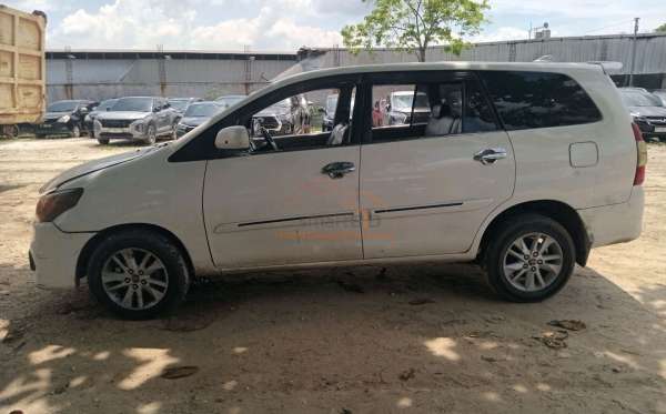 TOYOTA KIJANG INNOVA G DIESEL