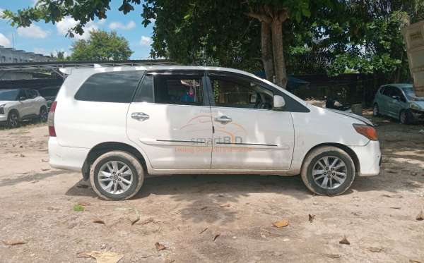 TOYOTA KIJANG INNOVA G DIESEL