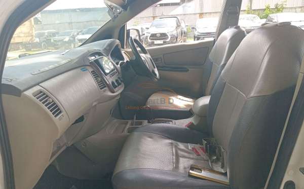 TOYOTA KIJANG INNOVA G DIESEL