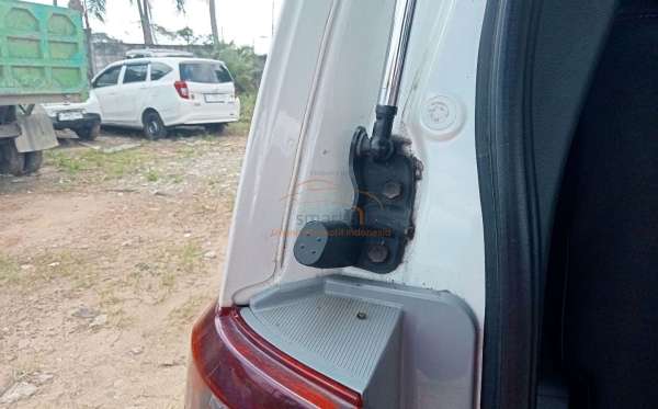 TOYOTA ALPHARD S 2.4