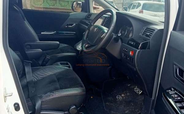 TOYOTA ALPHARD S 2.4