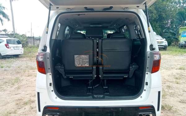 TOYOTA ALPHARD S 2.4