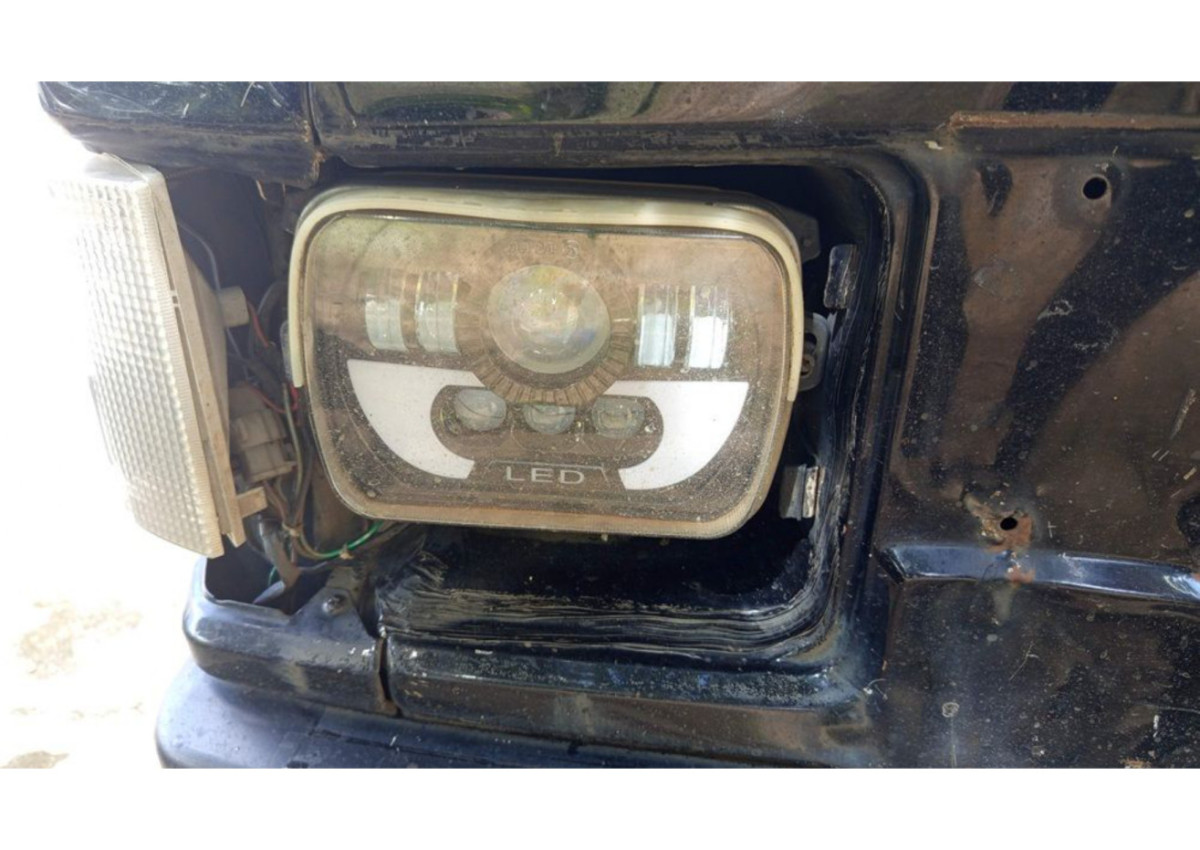 MITSUBISHI  L 300 L300 PU FB-R (4X2)