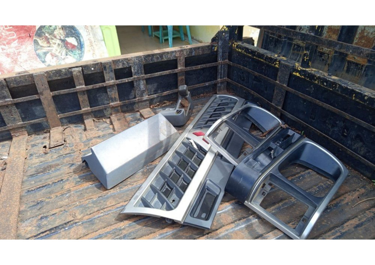 MITSUBISHI  L 300 L300 PU FB-R (4X2)