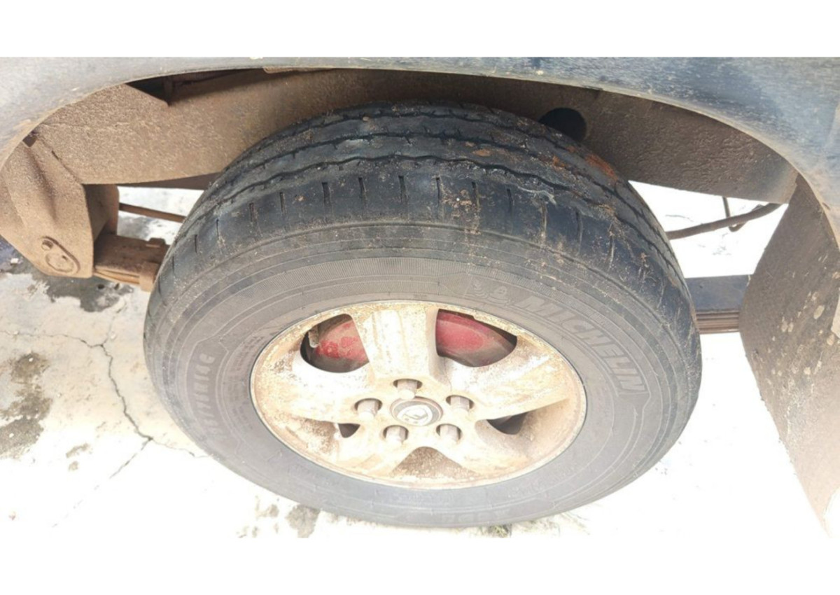 MITSUBISHI  L 300 L300 PU FB-R (4X2)