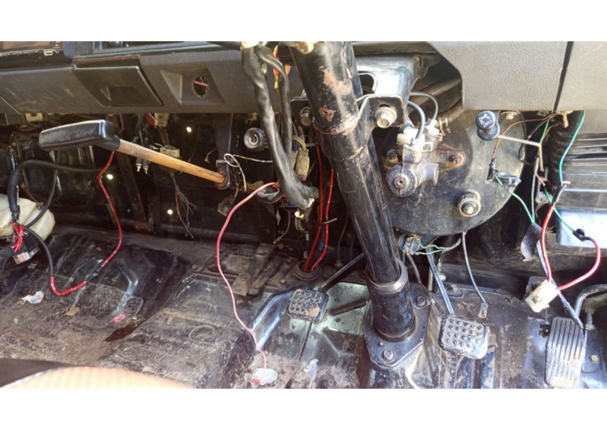 MITSUBISHI  L 300 L300 PU FB-R (4X2)