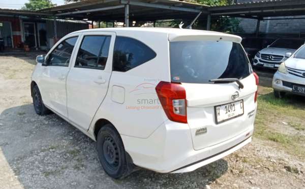DAIHATSU SIGRA