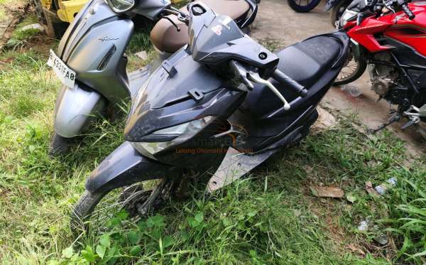 HONDA  BEAT