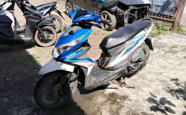 HONDA  BEAT
