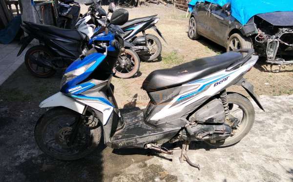 HONDA  BEAT