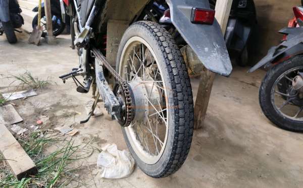 HONDA CB 150 R STREET FIRE