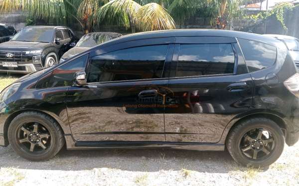 HONDA JAZZ GE8 1.5 E