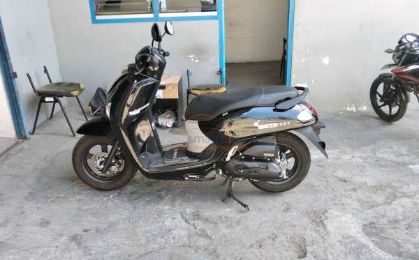 HONDA  SCOOPY