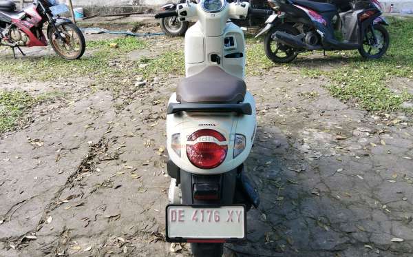 HONDA SCOOPY PRESTIGE