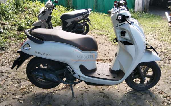 HONDA SCOOPY PRESTIGE