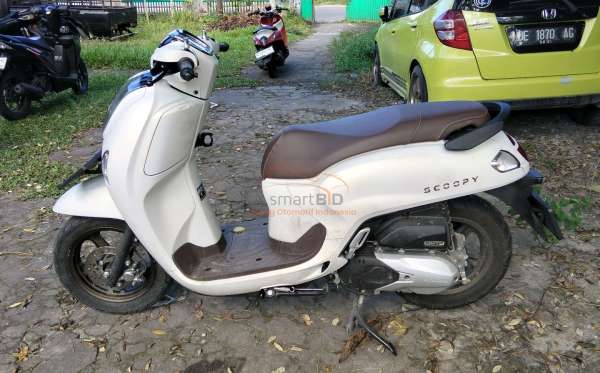 HONDA SCOOPY PRESTIGE