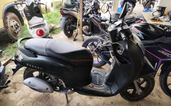 HONDA  SCOOPY