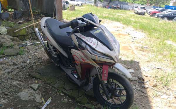 HONDA  VARIO 150