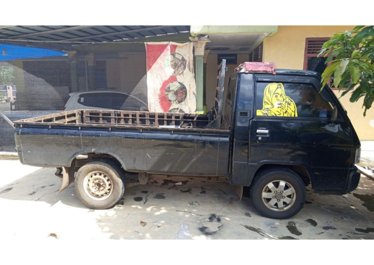 MITSUBISHI  L 300 L300 PU FB-R (4X2)