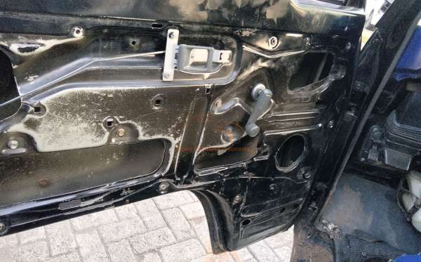 MITSUBISHI L300 PU FB-R (4X2)