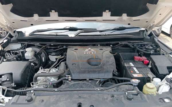 MITSUBISHI  PAJERO  SPORT 2.4L DAKAR-L (4X2)