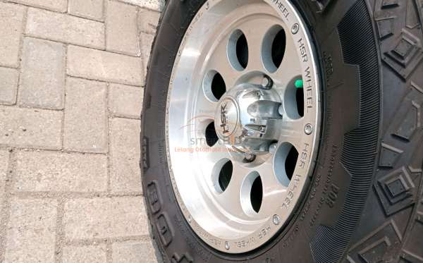 MITSUBISHI  PAJERO  SPORT 2.4L DAKAR-L (4X2)