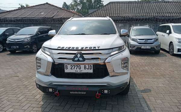 MITSUBISHI  PAJERO  SPORT 2.4L DAKAR-L (4X2)