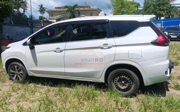 MITSUBISHI XPANDER SPORT