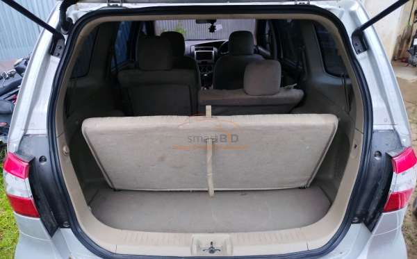 NISSAN GRAND LIVINA