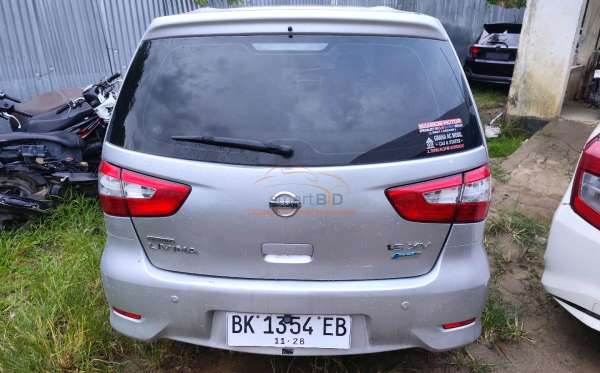 NISSAN GRAND LIVINA