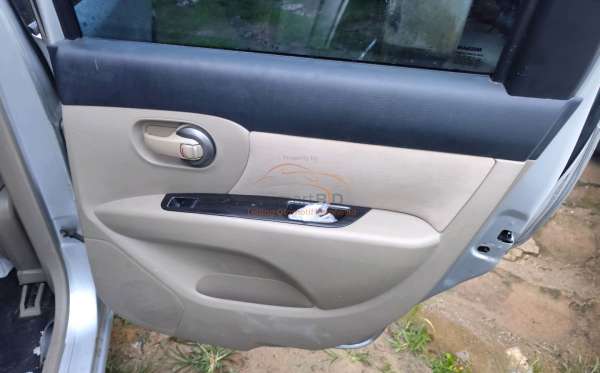 NISSAN GRAND LIVINA