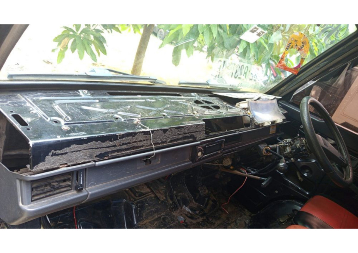 MITSUBISHI  L 300 L300 PU FB-R (4X2)