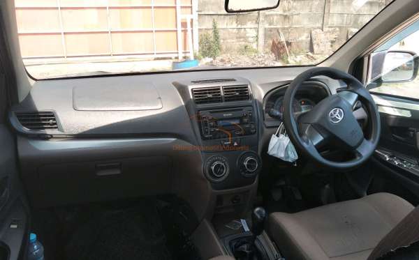 TOYOTA AVANZA
