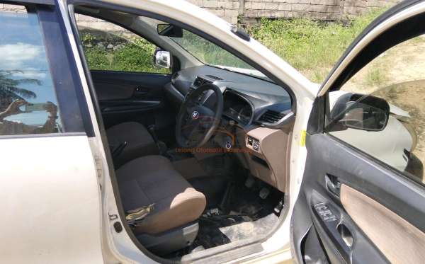 TOYOTA AVANZA 1.3 G
