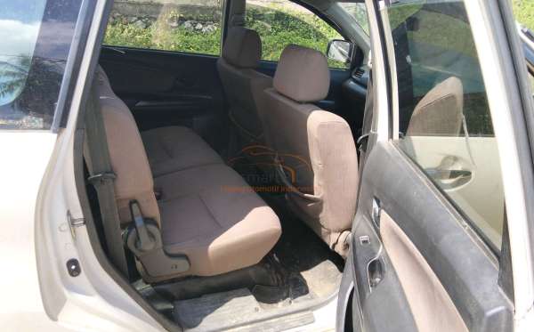 TOYOTA AVANZA 1.3 G