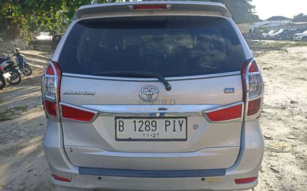 TOYOTA AVANZA
