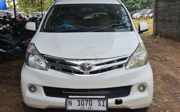 TOYOTA AVANZA E