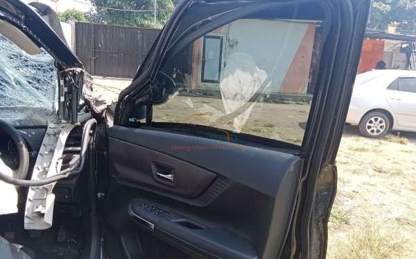 TOYOTA AVANZA 1.5 G