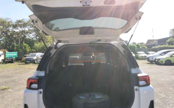 TOYOTA VELOZ 1.5 Q CVT
