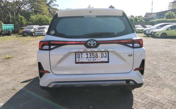 TOYOTA VELOZ 1.5 Q CVT