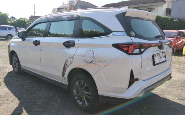 TOYOTA VELOZ 1.5 Q CVT