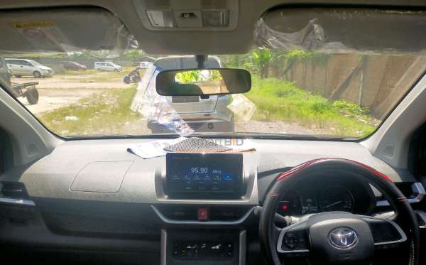 TOYOTA AVANZA 1.5 G