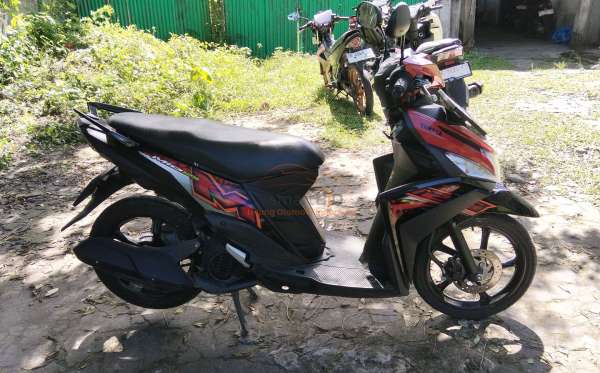 YAMAHA MIO M3 CW