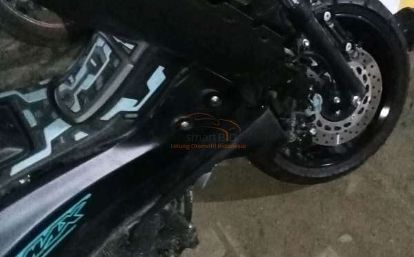 YAMAHA NMAX 155