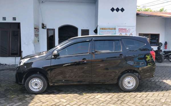 DAIHATSU SIGRA D