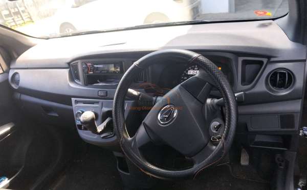 DAIHATSU SIGRA D