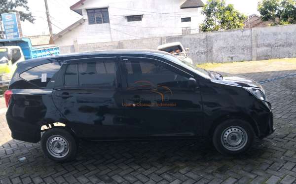 DAIHATSU SIGRA D