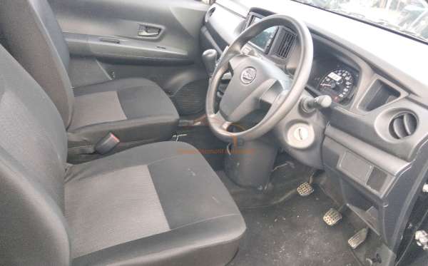 DAIHATSU SIGRA