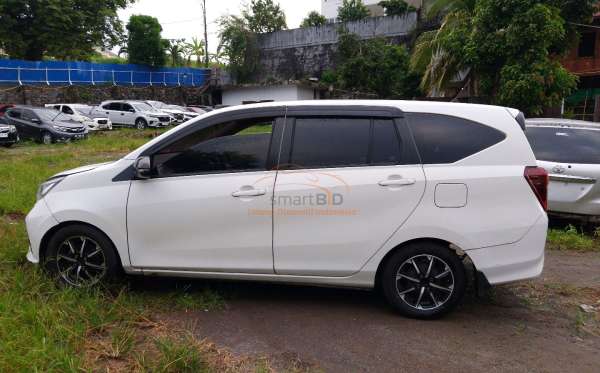 DAIHATSU SIGRA