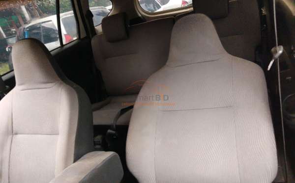 DAIHATSU SIGRA